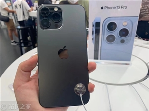 分析师：iPhone SE 4将采用6.1英寸LCD显示屏 继续保留刘海设计
